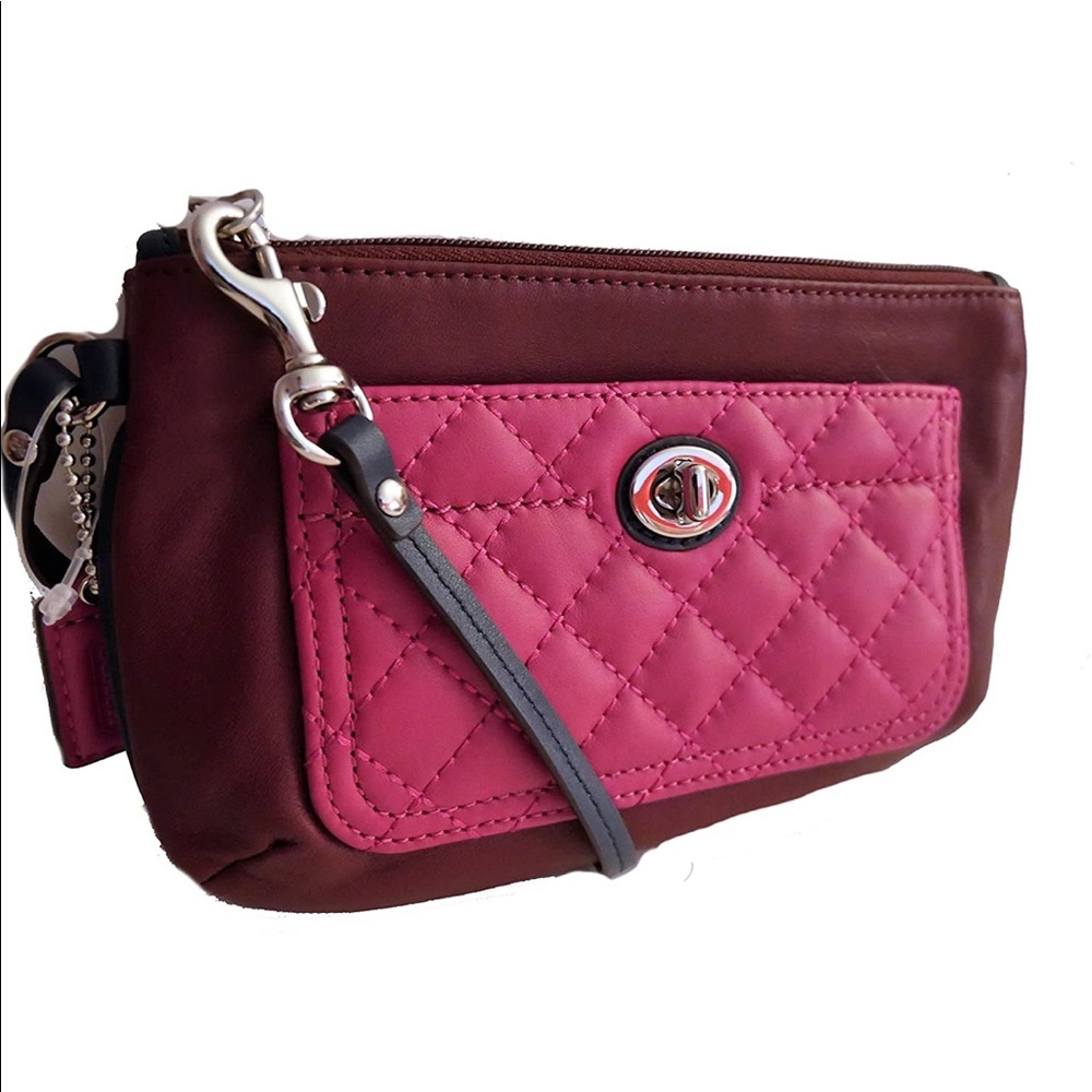 Coach Park Quilted Leather Medium Wristlet - Picture 2 of 9